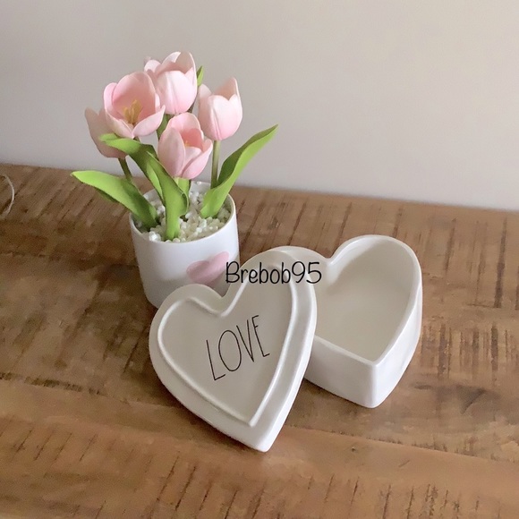 Rae Dunn heart shaped trinket box - Picture 4 of 5